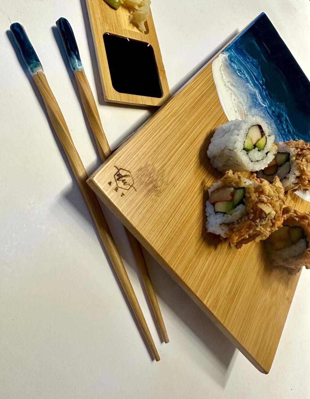 Wild Atlantic Sushi Board Set - Image 6